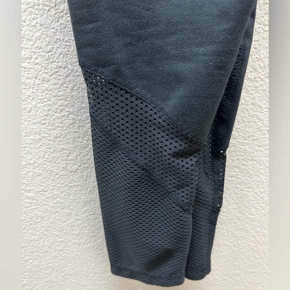 Zella “Live In-Out of Bounds” Slim Fit Leggings - Picture 7 of 8